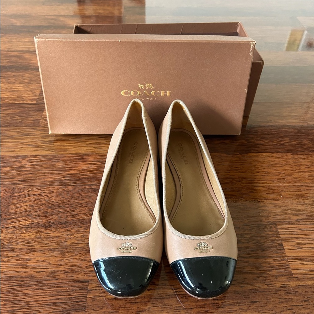 Coach Tan and Black Loafers Classic Style